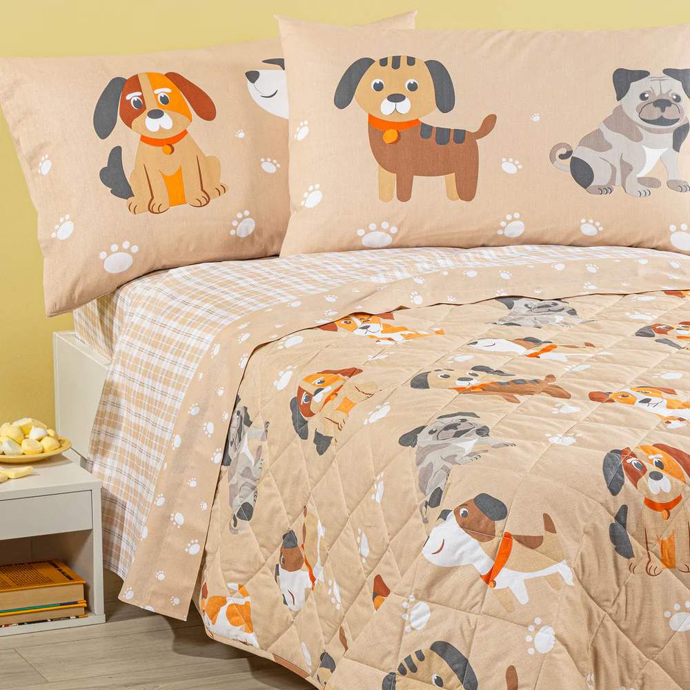 trapuntino caleffi cuccioli. fantasia con cagnolini su fondo naturale beige. trapunta primaverile.