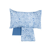 Completo lenzuola matrimoniale Fazzini Kraft in percalle di puro cotone.  Fantasia floreale con fondo azzurro/carta da zucchero.