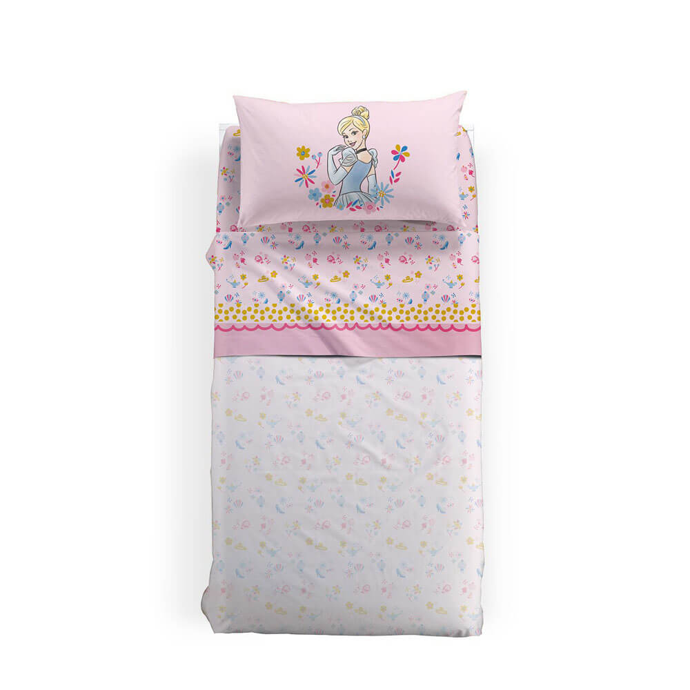Completo lenzuola Caleffi Disney Princess Romance in FLANELLA di puro cotone per letto singolo.  Fantasia da bambina con fondo rosa e le principesse Cenerentola e Biancaneve sulla federa.