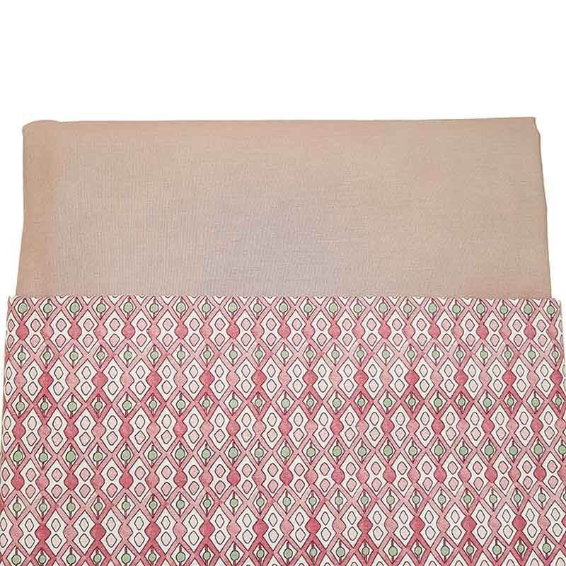 Completo lenzuola Fazzini Padel in puro cotone. Disponibile nella misura per letto singolo, piazza e mezza e matrimoniale. Fantasia geometrica moderna colore rosa.