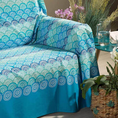 Telo Arredo Grandecor Panama di Caleffi in puro cotone. Fantasia geometrica colore bluette.  Il telo arredo multiuso di Caleffi è in puro cotone e può essere utilizzato come copriletto, copritavolo e copridivano 