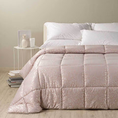 Trapunta invernale matrimoniale Caleffi Astoria in raso jacquard. Fantasia classica colore rosa.